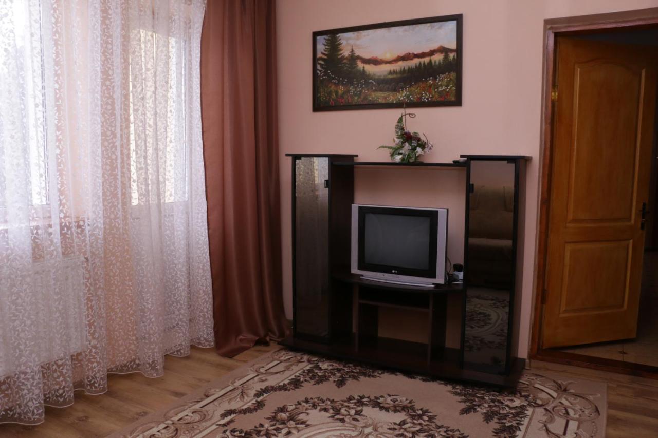 Hotel Karpatskyi Maetok Sławsko Zewnętrze zdjęcie